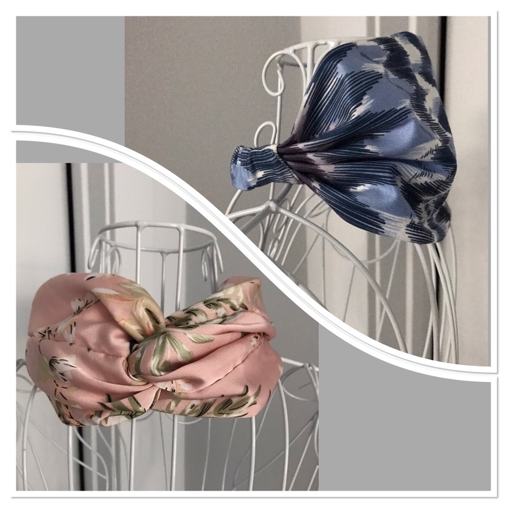 scünci Set of 2 Floral & Ikat Knot Turban Headbands